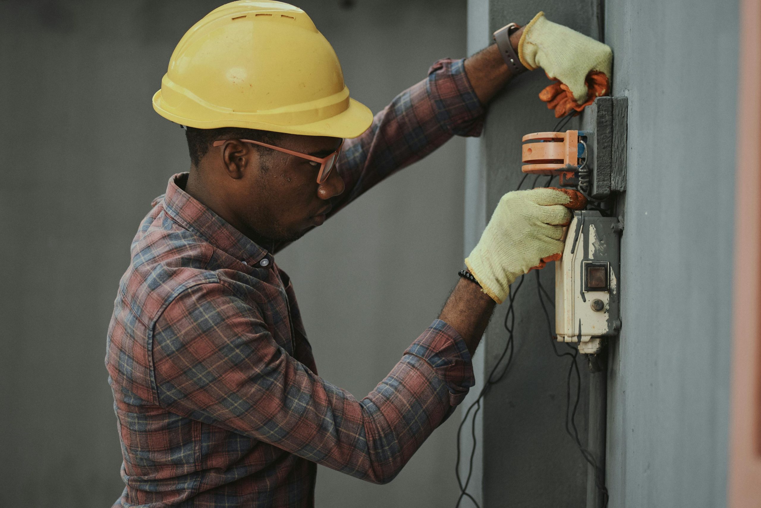 Why Hire Licensed Electrician Auburn WA scaled